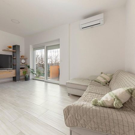 Apartma Zan Leilighet Šmarje Eksteriør bilde